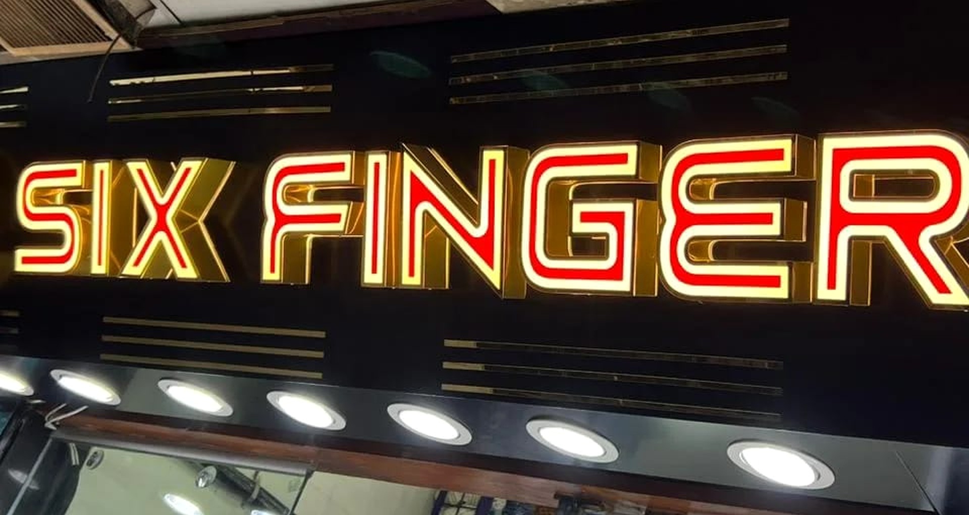 Illuminated acrylic letter signage project